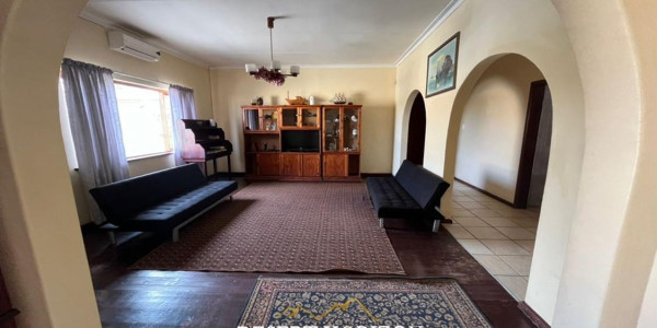 Walvisbay, Central | Backpackers house with licenses for sale