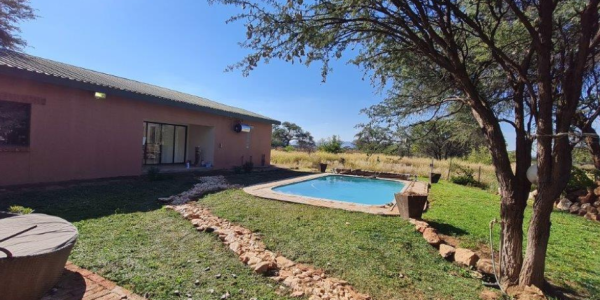 FOR RENT | AVAILABLE 15 DECEMBER 2024 | OUT OF NATURE ESTATE