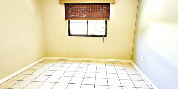 3 Bedroom Townhouse For Sale in Avis