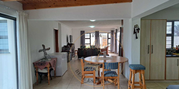 3 bedroom family home with endless potential  for sale in Meersig Walvis Bay for N$1 875 000.00