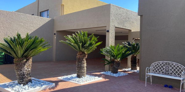 House in Windhoek Golf Estate with plenty of space