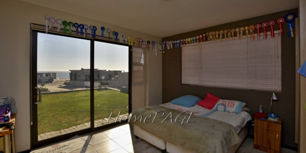 Dolphin  Beach, Walvis Bay:  High-Lying Home is for Sale