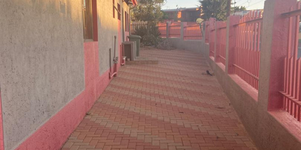 Windhoek Khomasdal: Beautiful 4 Bedroom house is For Sale