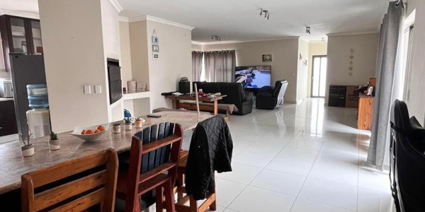 Swakopmund- For Sale- N$2 175 000