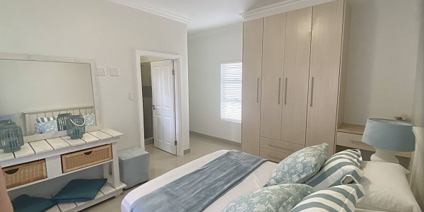 Ultimate Comfort & Security in Henties Bay's Best Location!