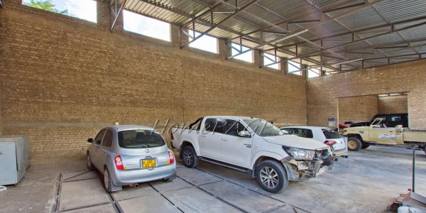 Otjiwarongo:  Industrial Property WITH LOADS OF POTENTIAL is for sale