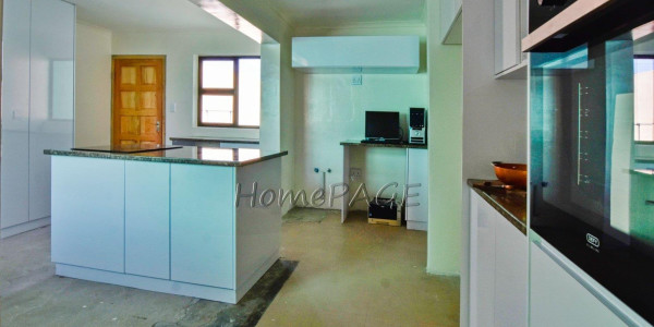 Tamariskia, Swakopmund:  3 Bedr Home with two 1 Bedr flats for sale