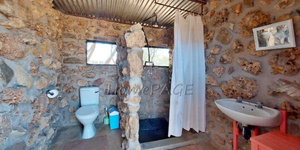 Otjiwarongo, Agricultural Smallholding is for sale