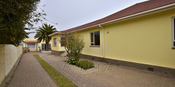 Central, Swakopmund:  Home Zoned GENERAL RESIDENTIAL with OFFICE USE is for Sale