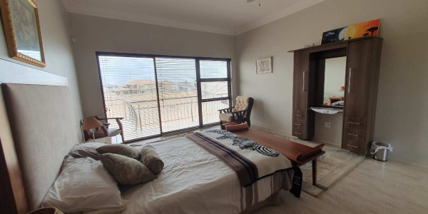 Luxurious Coastal Home with Flat for Sale in Henties Bay