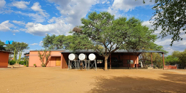 Ultimate Game Farm Retreat - 5376 Hectare Ranch / Farm in Okahandja 140km North East of Windhoek