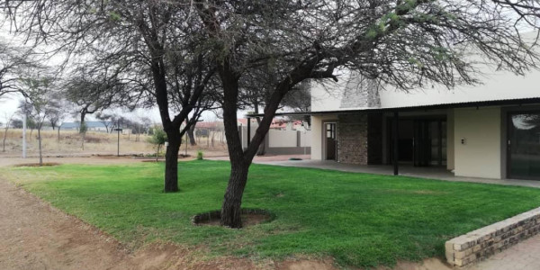 Modern and Neat  house for sale Camel Thorn Estate Okahandja