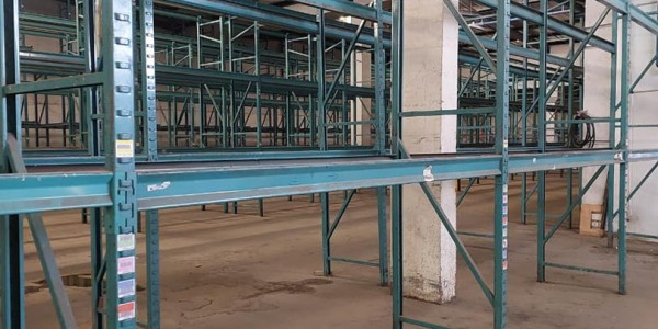 FOR SALE - Huge Distribution Centre in Northern Industrial