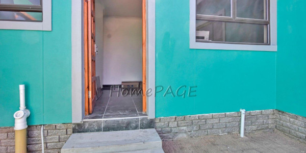 Tamariskia, Swakopmund:  3 Bedr Home with two 1 Bedr flats for sale