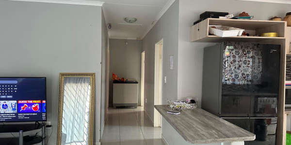 3 bedroom house available for sale in Orwetoveni, Otjiwarongo