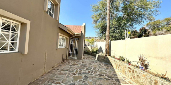 4 Bedroom House For Sale in Klein Windhoek