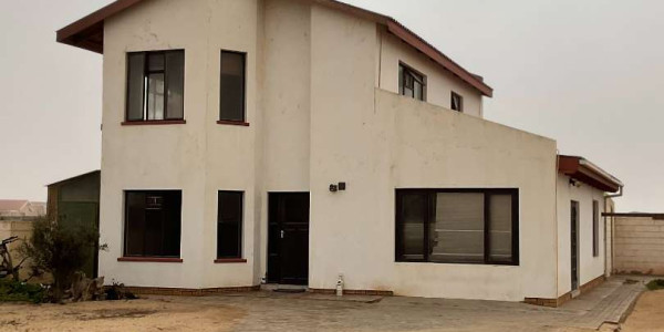 DOUBLE STOREY HOUSE & COMMERCIAL BUILDING FOR SALE