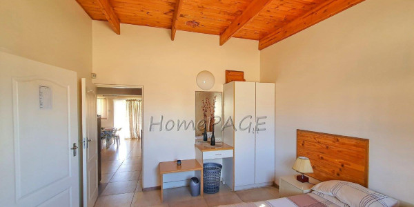 Ext 6, Henties Bay:  Home with 3 flats IN VERY GOOD AREA