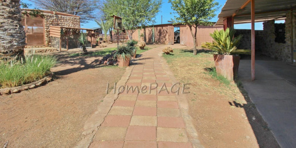 Otjiwarongo, Agricultural Smallholding is for sale