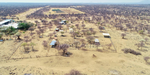 Otjozondjupa Region, Okahandja area:  26.7 Ha Smallholding is for sale