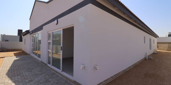 Newly Built Spacious 3 En-Suite Bedroom Home for Sale, Swakopmund