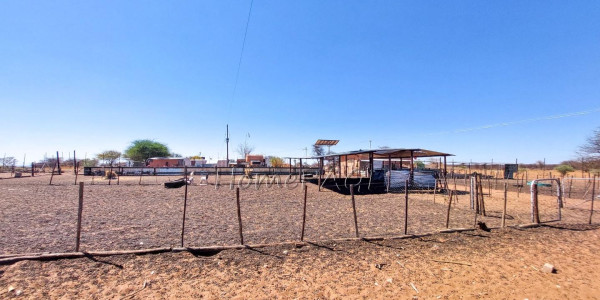 Otjiwarongo, Agricultural Smallholding is for sale