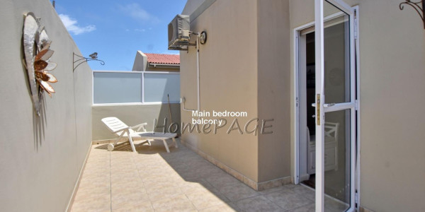 Vineta, Swakopmund:  Neat and Spacious 3 Bedr UPMARKET Townhouse is for sale