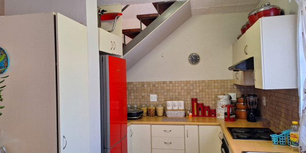 STUNNING LOVELY TOWNHOUSE IN KHOMSDAL