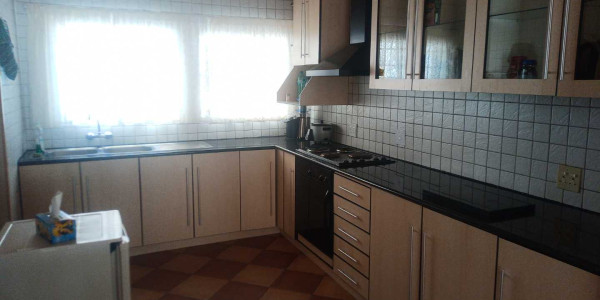 4 Bedroom partly furnished house with flat to rent in Ludwigsdorf