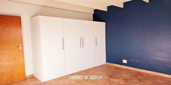 Swakopmund , Ocean View | Stunning 3-Bedroom House with Flat