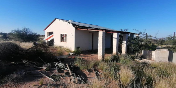 BEAUTIFULL FARM FOR SALE IN THE SOUTH OF NAMIBIA