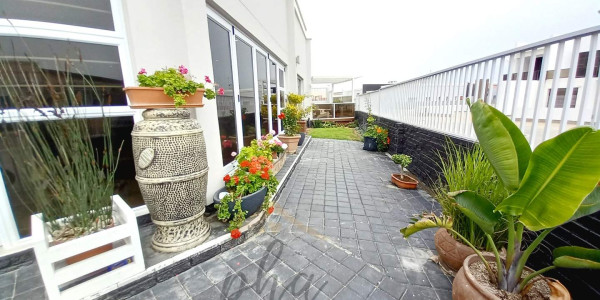 Spacious Family Home For Sale - Henties Bay (Sunbay)