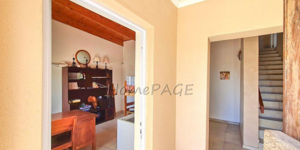 Ext 6, Henties Bay:  Home with 3 flats IN VERY GOOD AREA