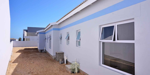 BRAND NEW 3 Bedroom House FOR SALE in Mile 4, Swakopmund