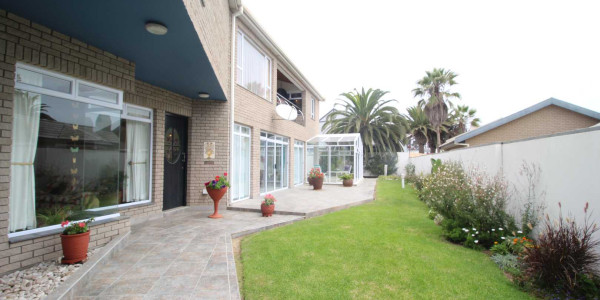 5 Bedroom House for Sale in Vineta, Swakopmund