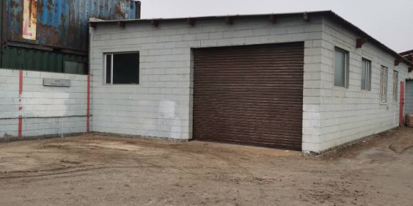 For Sale - Versatile Commercial Property with Residential Space Walvisbay N$ 5,750,000.00