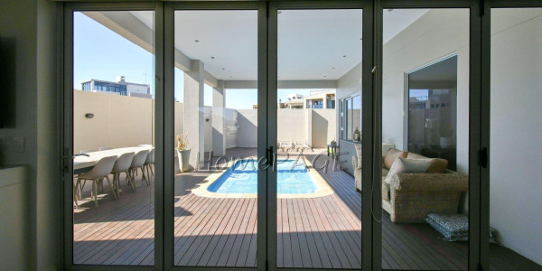 Long Beach Ext 2, Walvis Bay:  A FANTASTIC, SPACIOUS  LUXURIOUS HOME IS FOR SALE