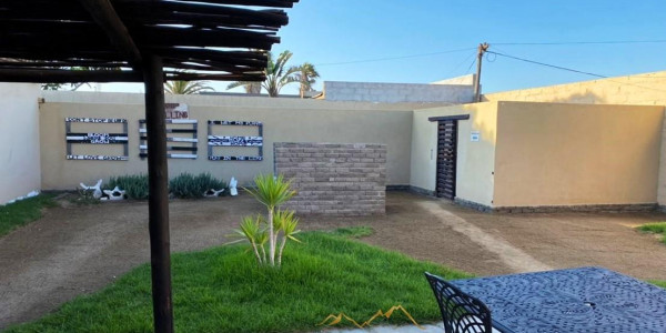 Walvisbay, Central | Backpackers house with licenses for sale