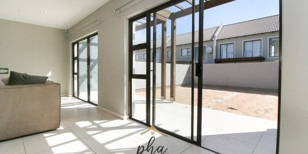 3 Bedroom Townhouses for sale - Swakopmund (Extension 15)
