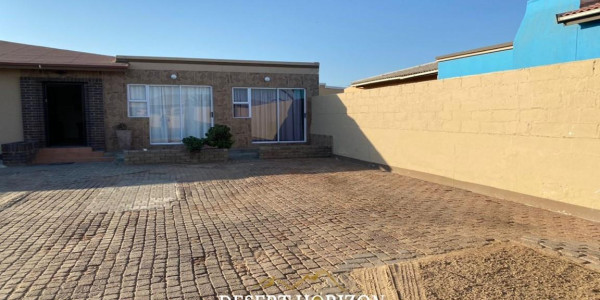 Walvisbay, Central | Backpackers house with licenses for sale