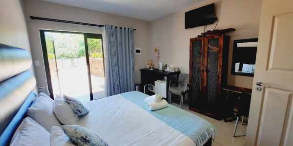 Windhoek Elegance: Furnished Guesthouse with Breathtaking Views!