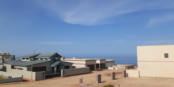 STUNNING HOUSE WITH SEA VIEW FOR SALE IN HENTIES BAY NAMIBIA – SOUTH DUNE