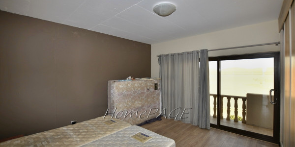 Dolphin  Beach, Walvis Bay:  High-Lying Home is for Sale