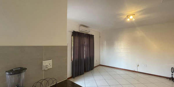 Beautiful Two bedroom flat for sale in Dorado Park