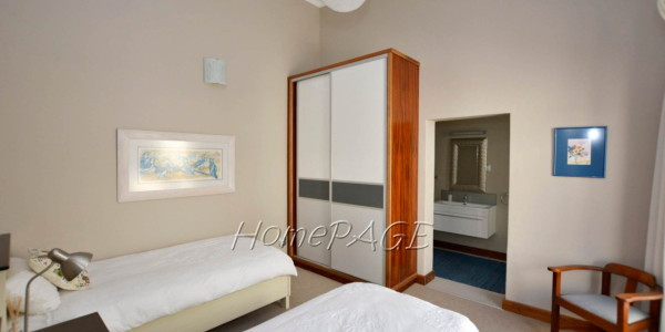 Kramersdorf, Swakopmund:  Elaborate, Luxurious Contemporary 6 bedroom home for sale