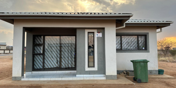 3 bedroom house available for sale in Orwetoveni, Otjiwarongo