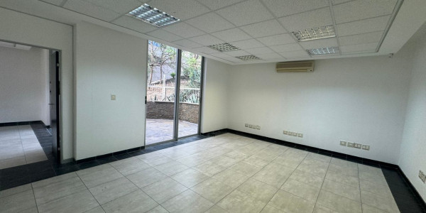 MODERN OFFICE TO LET - WNK CBD OFF CENTRE