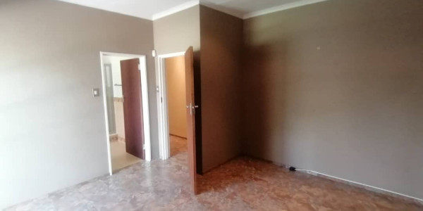 GORGEOUS HOUSE FOR SALE IN MARIENTAL