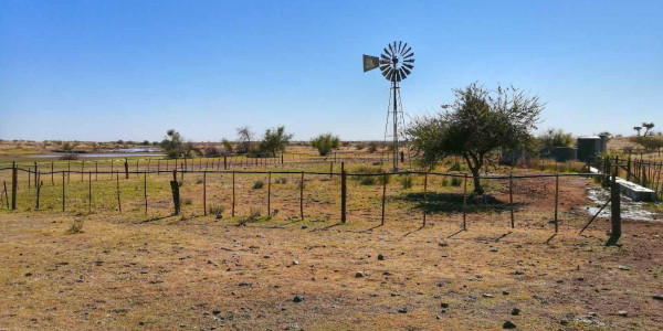GORGEOUS LIVESTOCK FARM FOR SALE IN MARIENTAL - NAMIBIA
