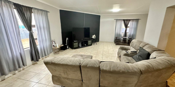 3 Bedrooms House For Sale in Narraville, Walvis Bay